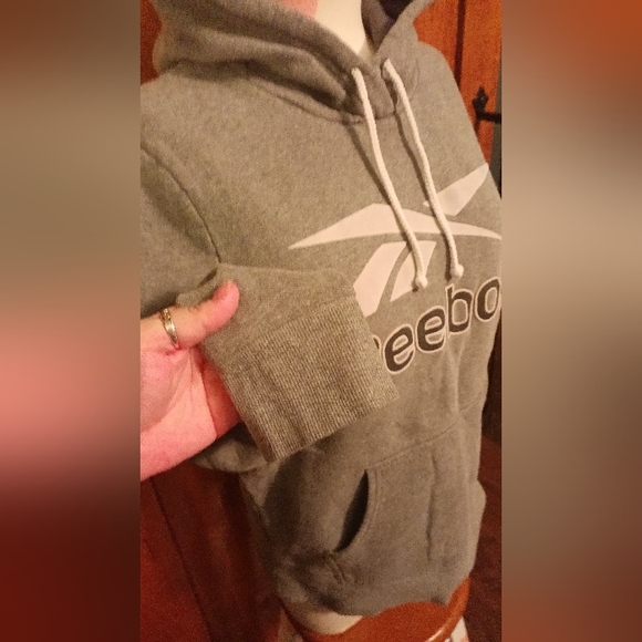 🆓 With $25 Dollar Purchase! Reebok (hoodie) - Picture 4 of 9